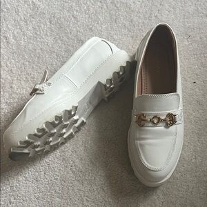 Circus by Sam Edelman Women's White Chunky Loafers Gold Horsebit 9 worn once